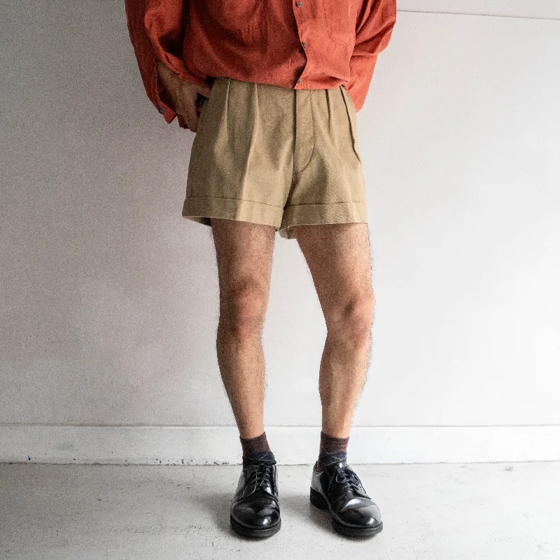 1930-40s French military? two tuck chino shorts