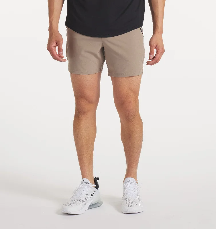 Stride Short [5.5"]