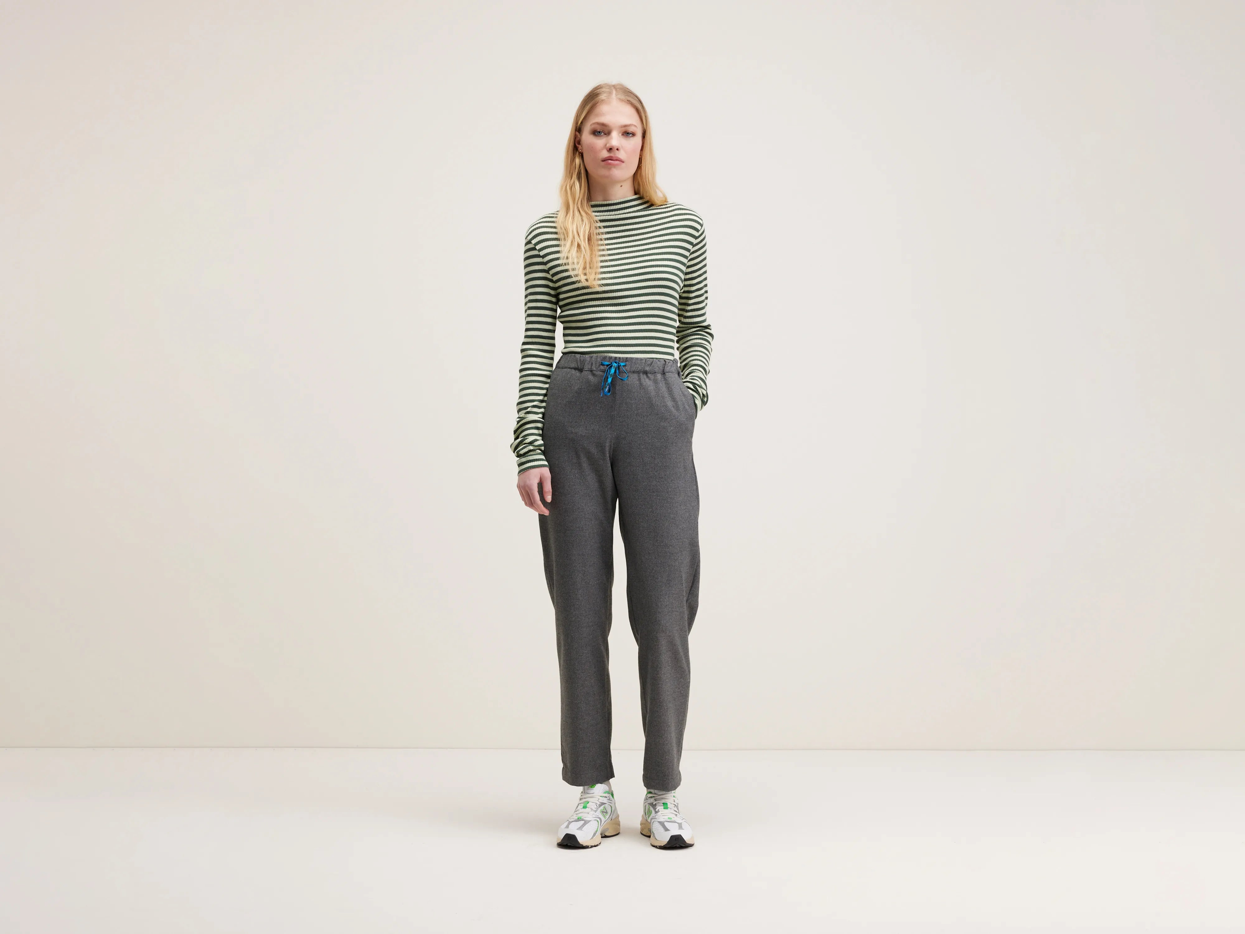 Trail relaxed trousers (242 / W / STRIPE A)