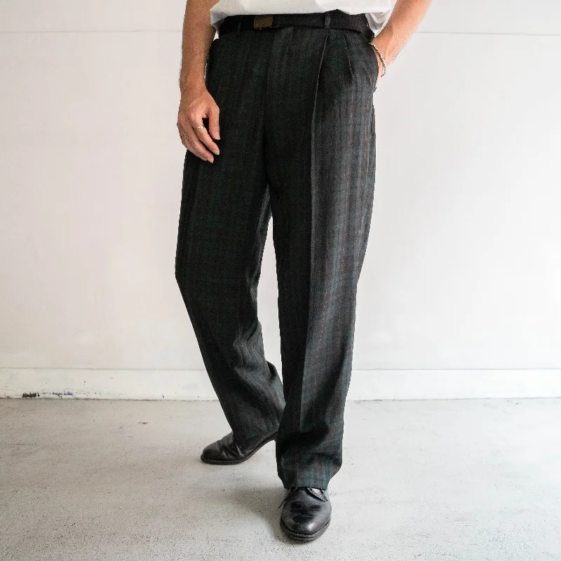 around 1990s green based black watch checked two tuck poly slacks -light weight-