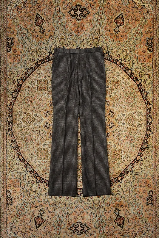 Tucked Flare Trousers