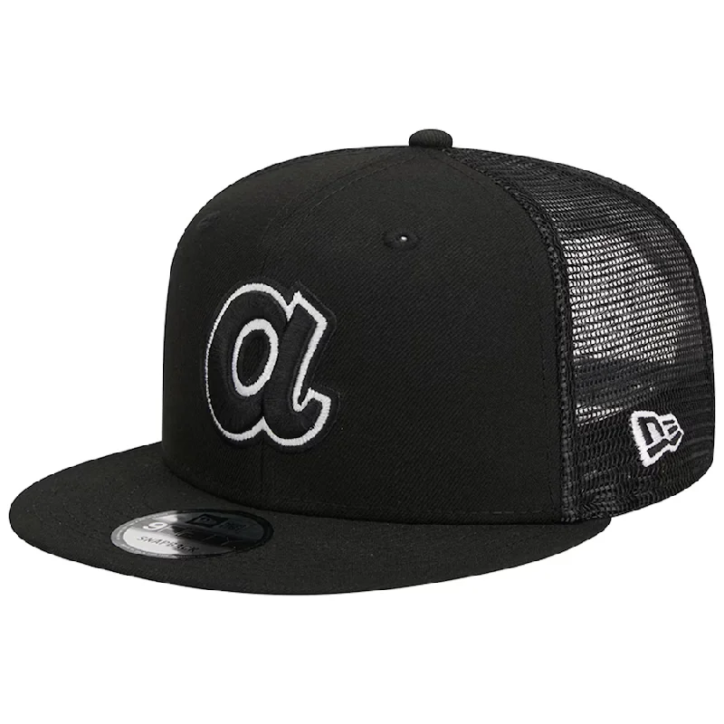 New Era Atlanta Braves Coopertown Trucker 9FIFTY Snapback Hat-Black/White